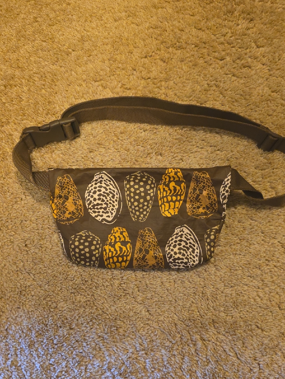 Aloha Collection Mini Hip Bag - Picture 2 of 3